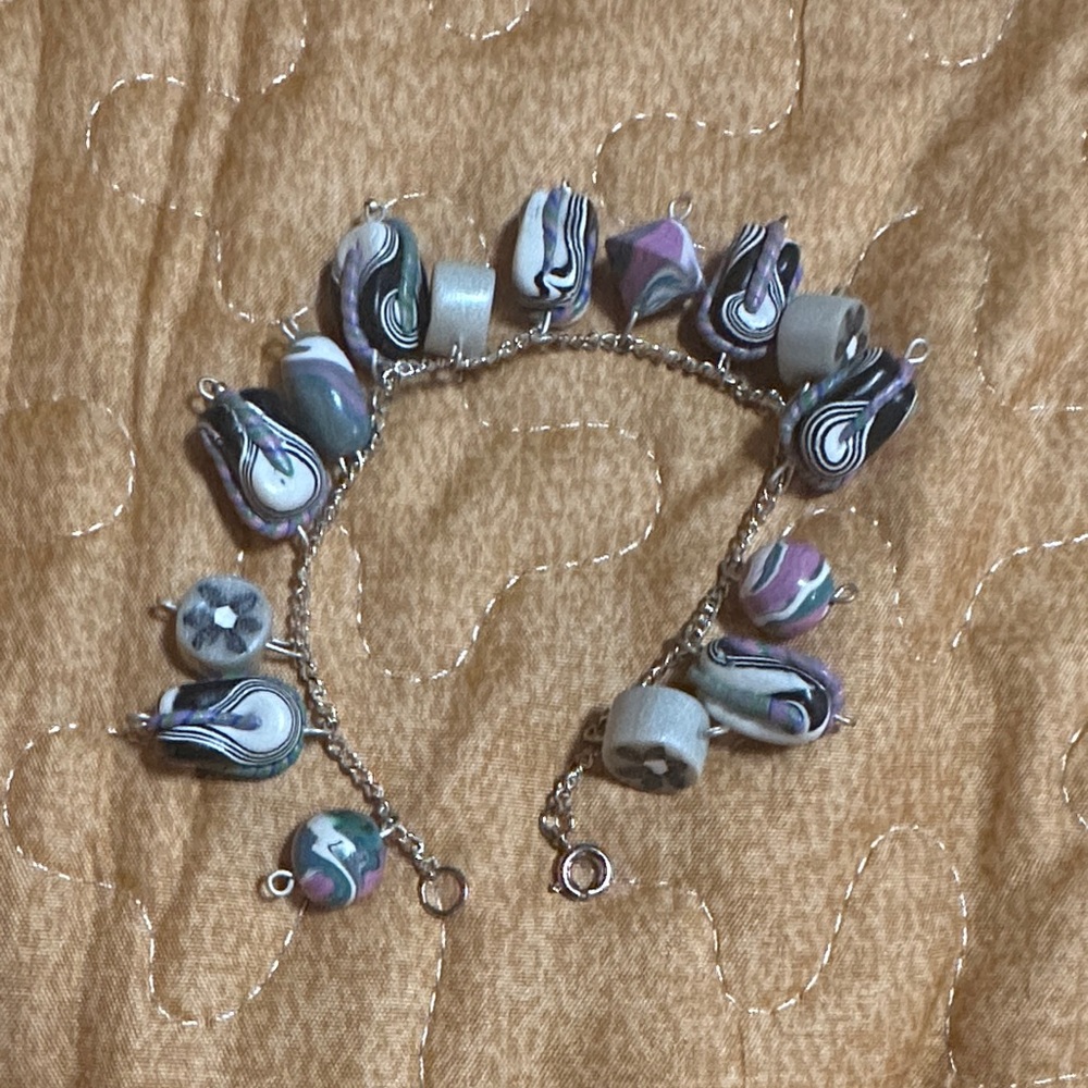 Elegant Multicolor Beaded Bracelet